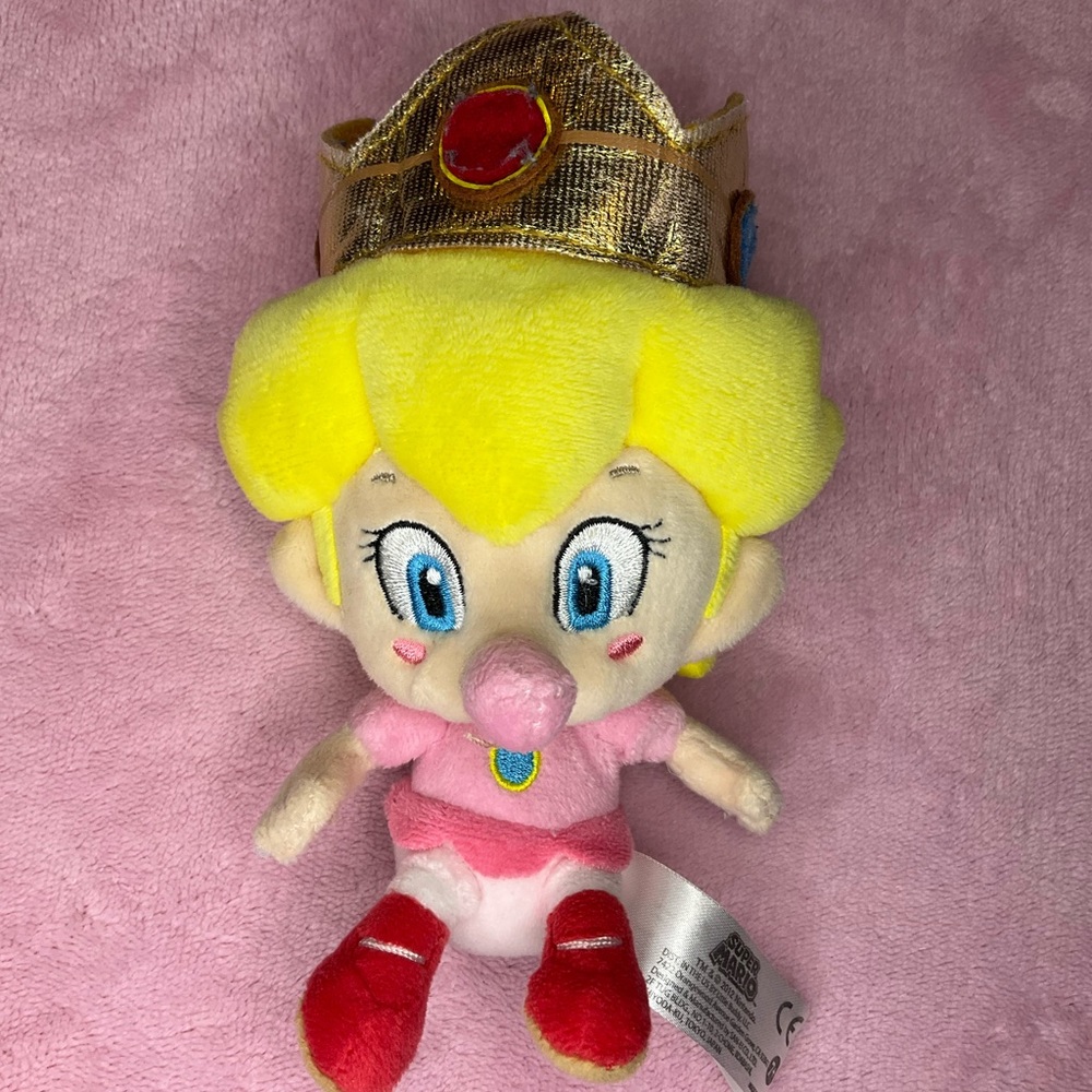Baby princess peach mini plush Nintendo super Mario